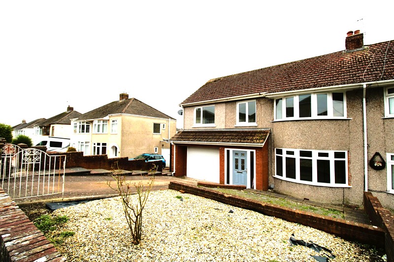 Oaklands Road, Bridgend. CF31 4SU